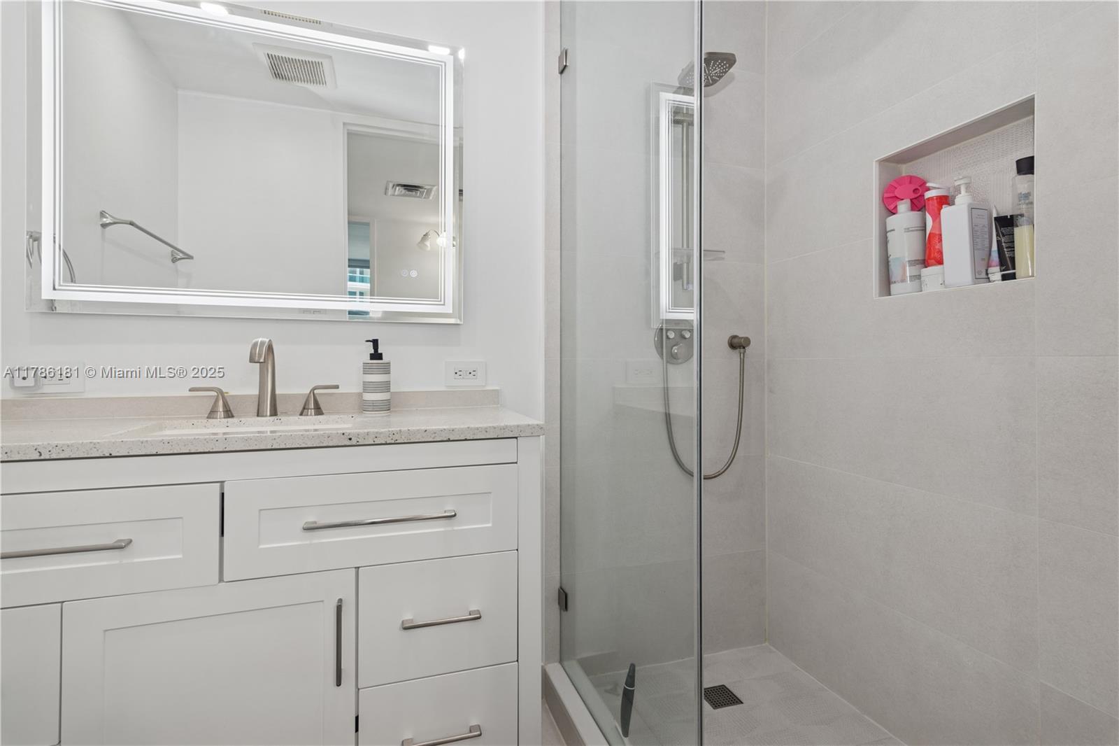 CRYSTAL HOUSE CONDO - Residential