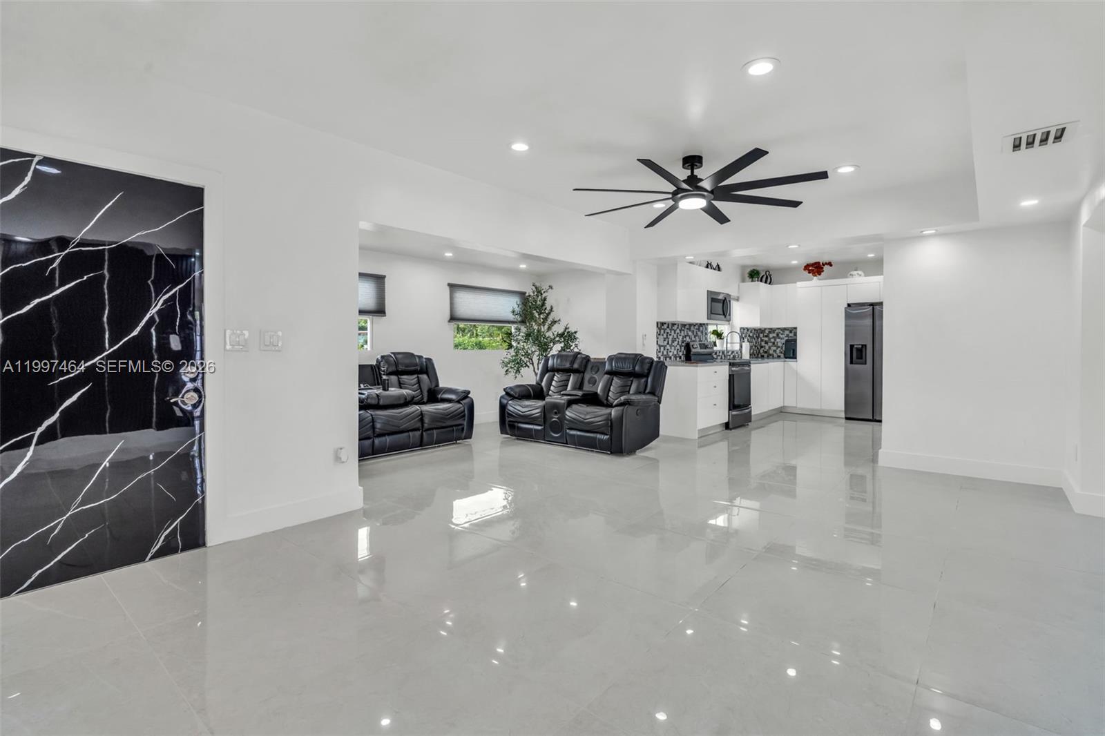 SUNNY ACRES - Residential