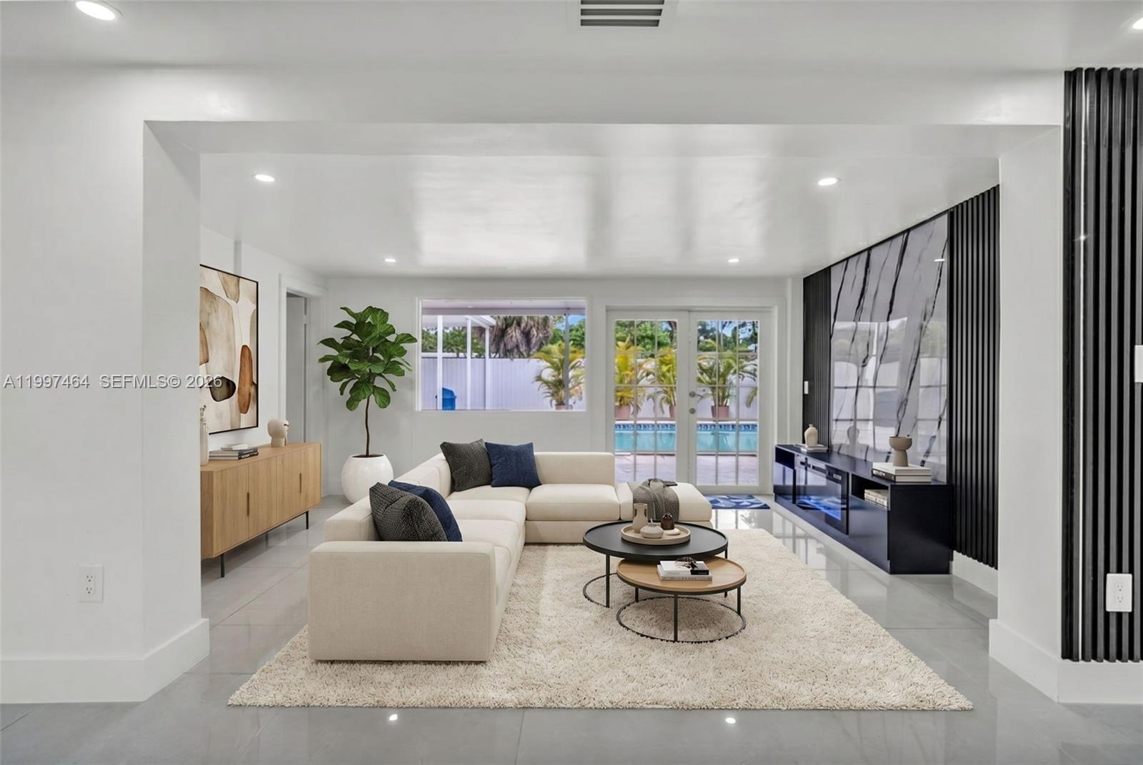 SUNNY ACRES - Residential