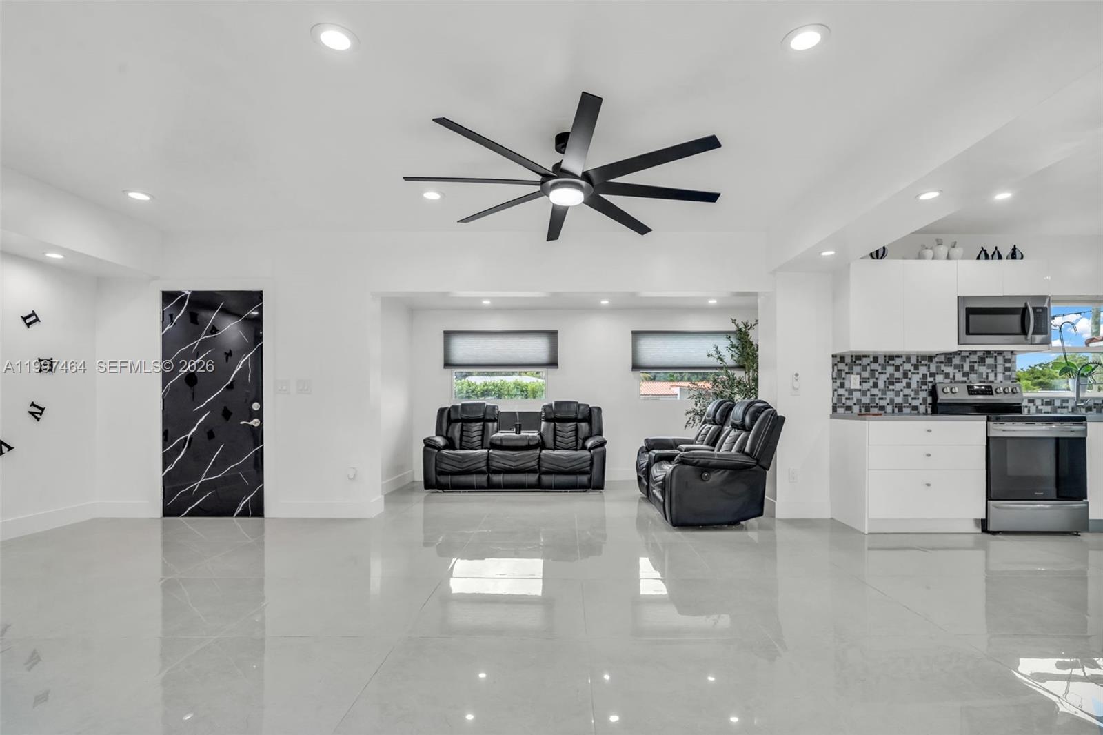 SUNNY ACRES - Residential