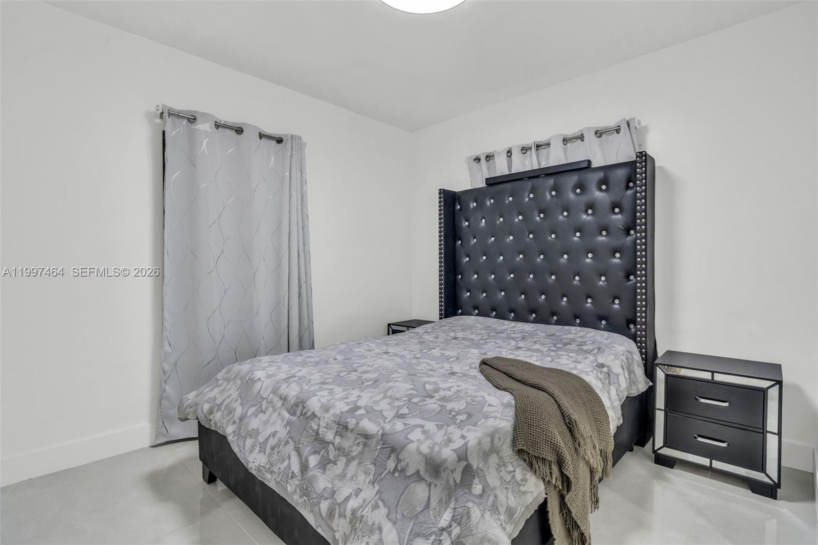 SUNNY ACRES - Residential