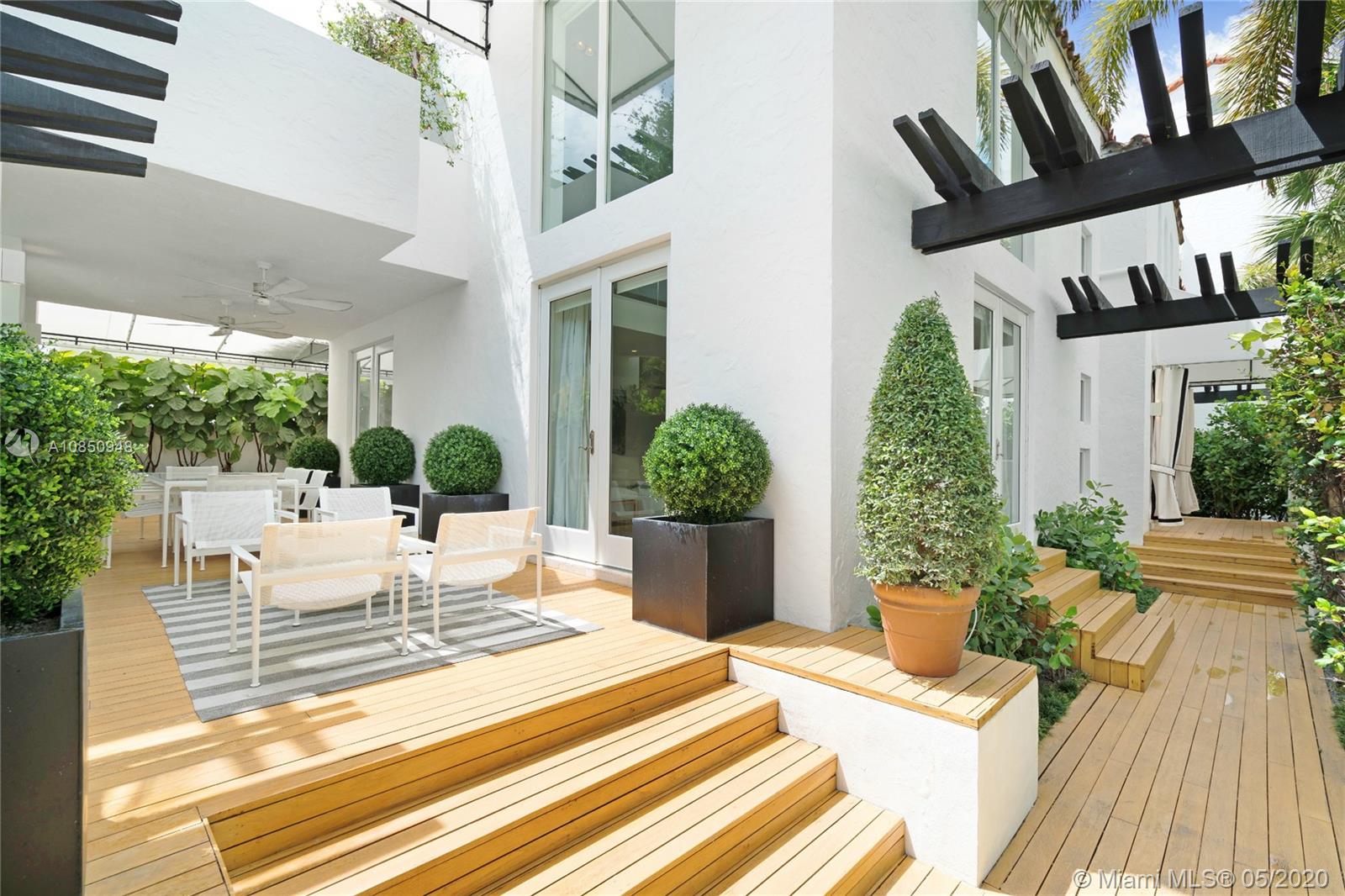OCEAN BEACH - Residential