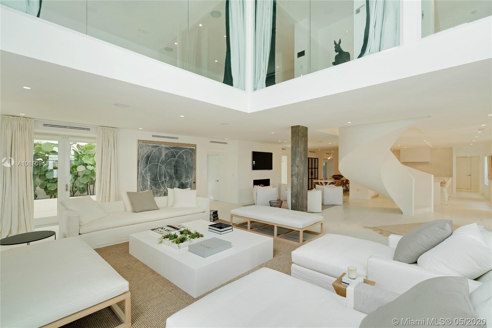 OCEAN BEACH - Residential