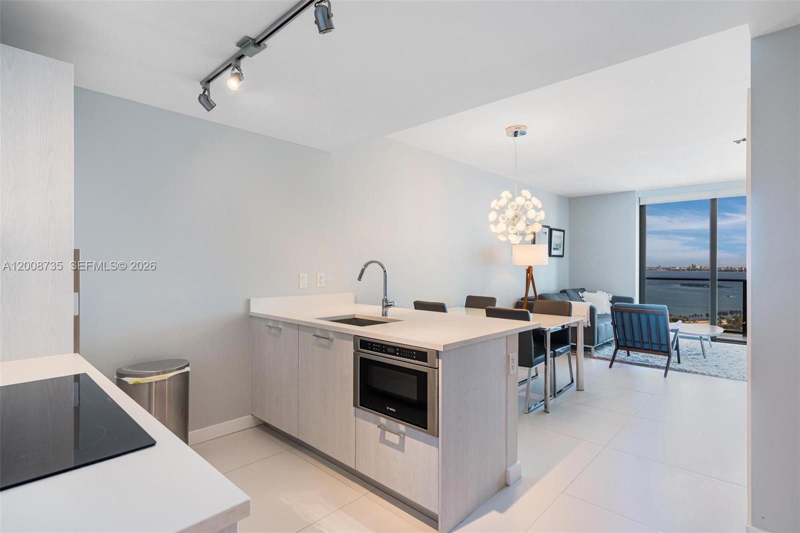 PARAISO BAYVIEWS CONDO - Residential