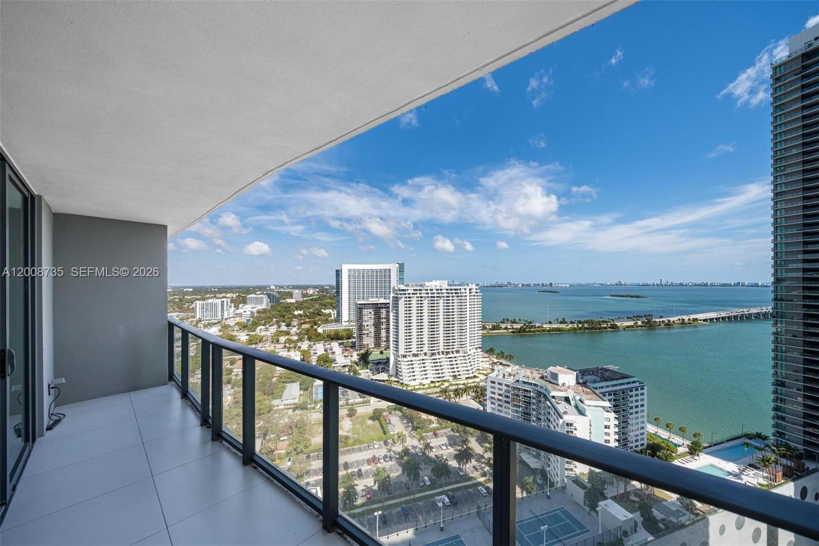 PARAISO BAYVIEWS CONDO - Residential