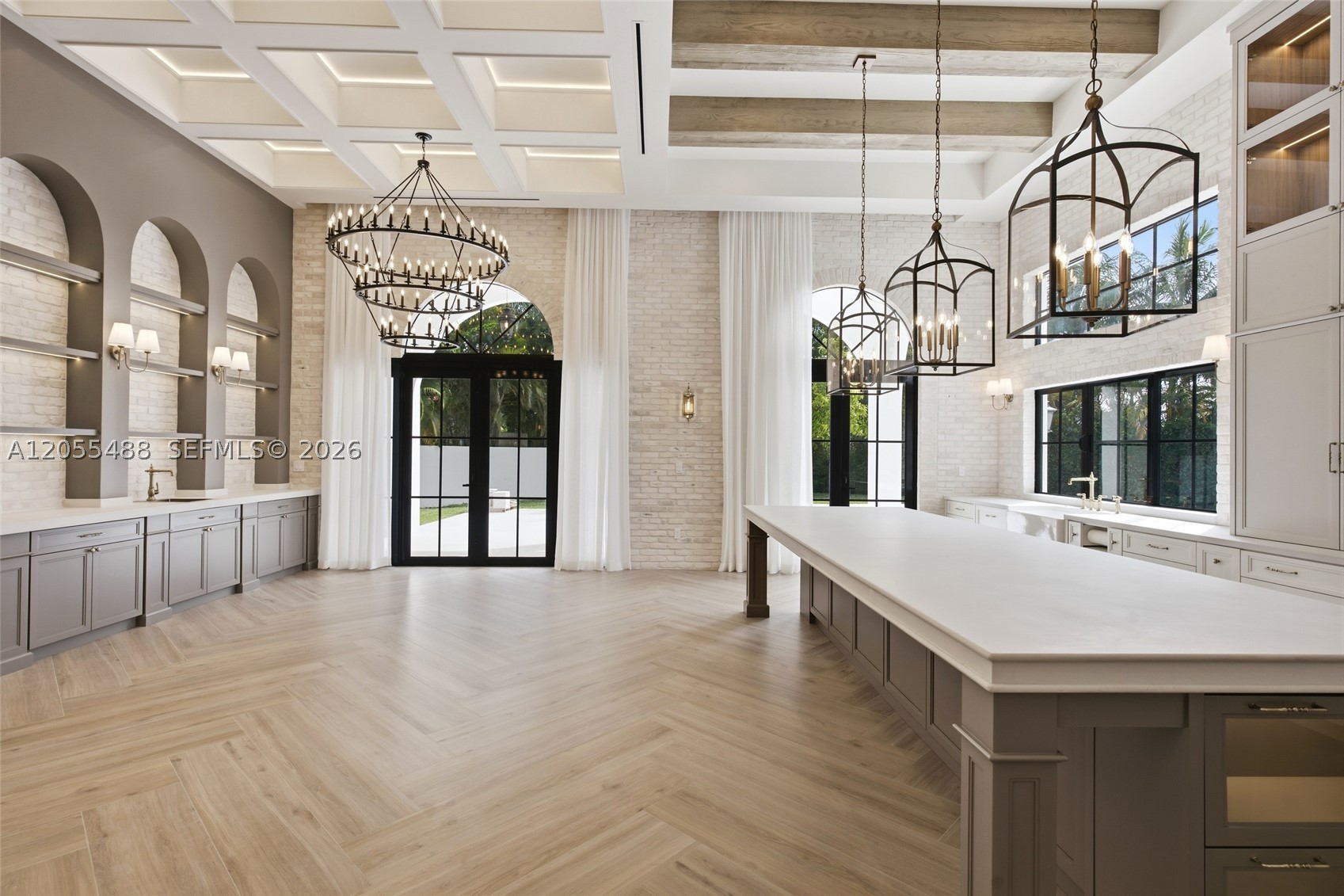 BANYAN COVE - Residential