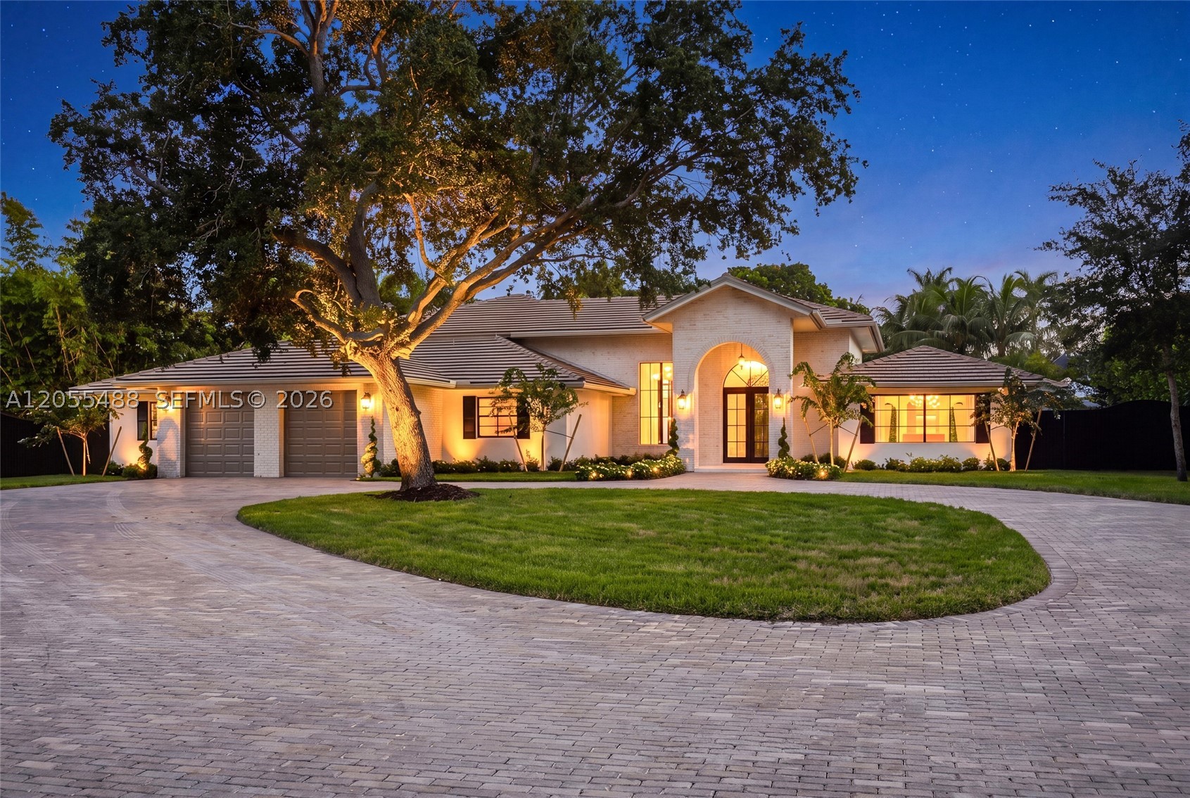 BANYAN COVE - Residential