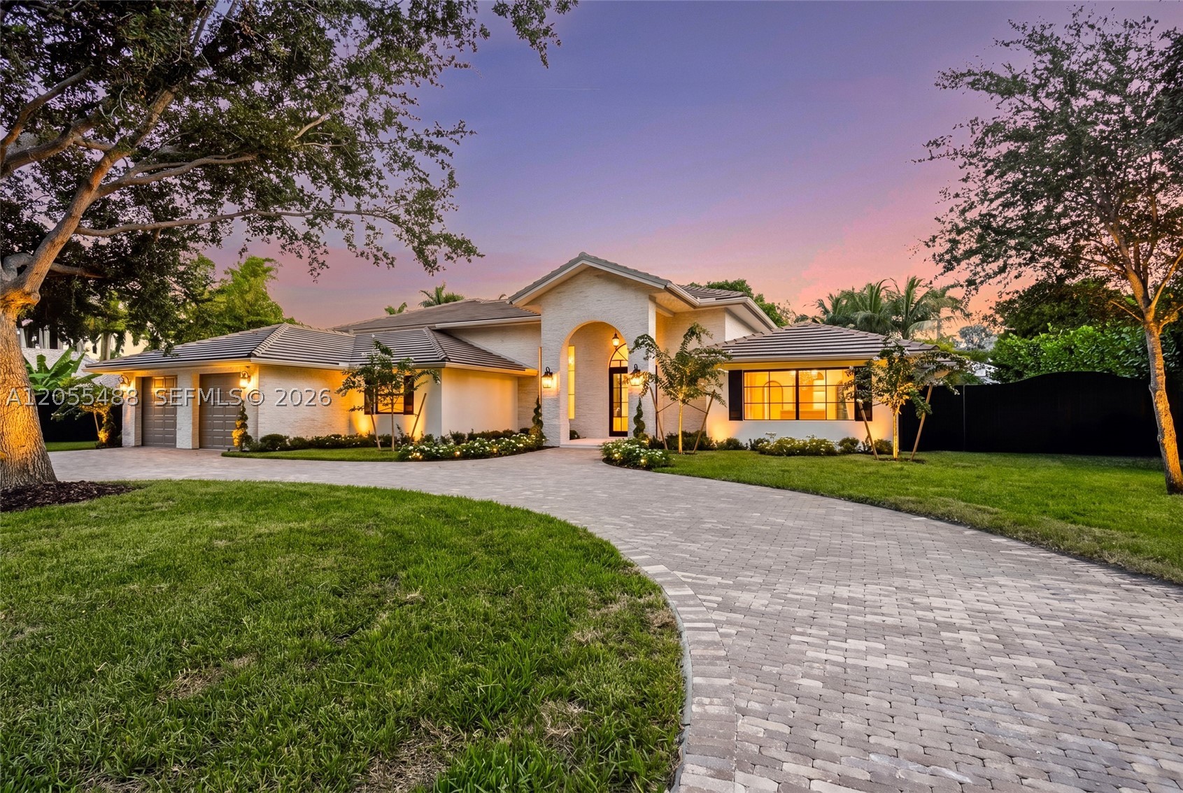 BANYAN COVE - Residential