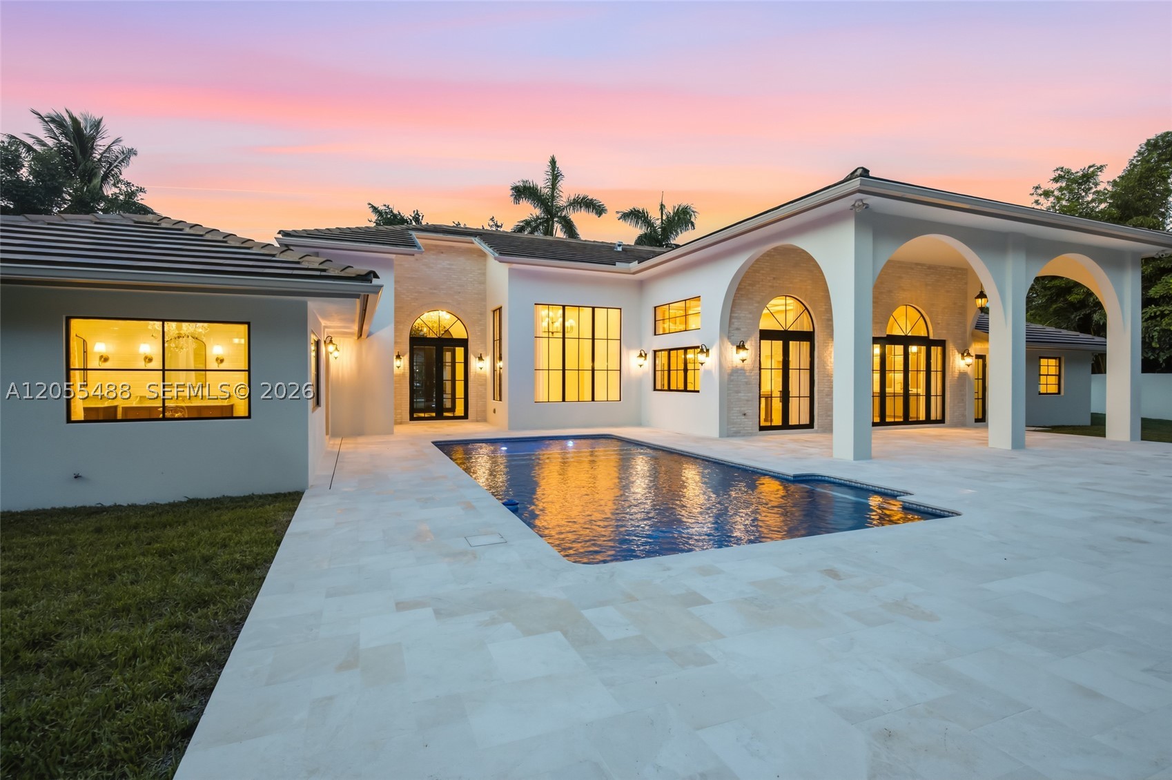 BANYAN COVE - Residential