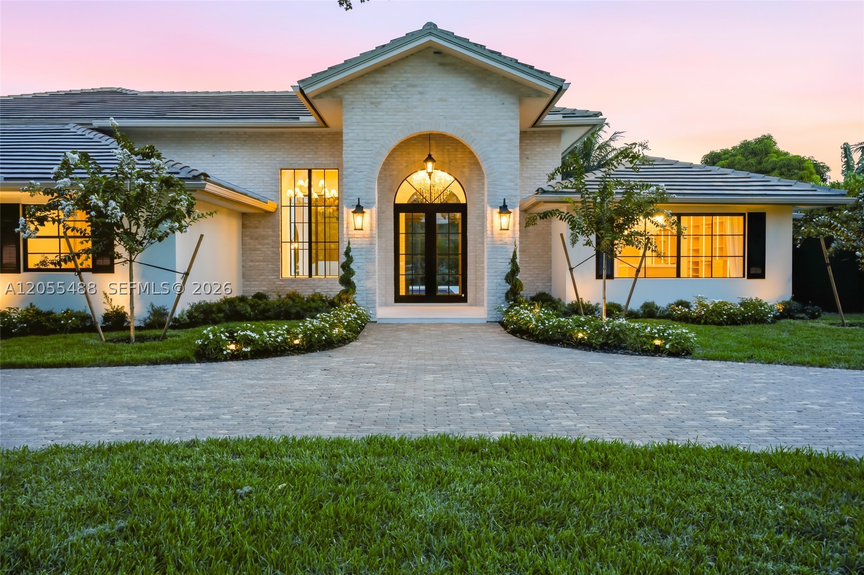 BANYAN COVE - Residential