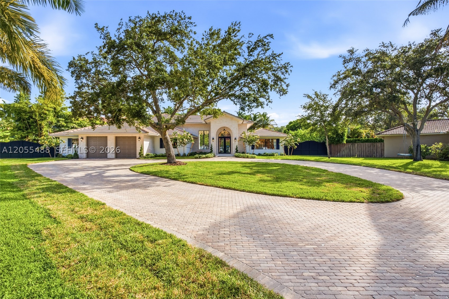 BANYAN COVE - Residential