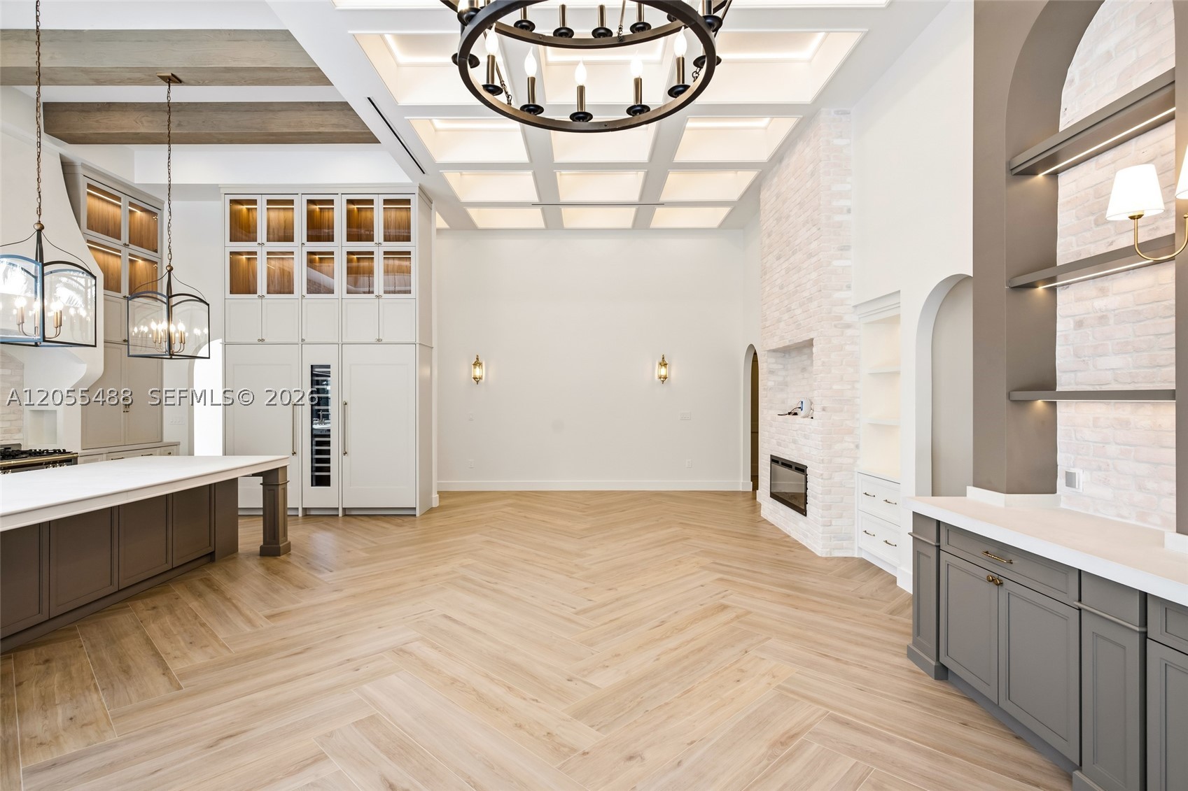 BANYAN COVE - Residential