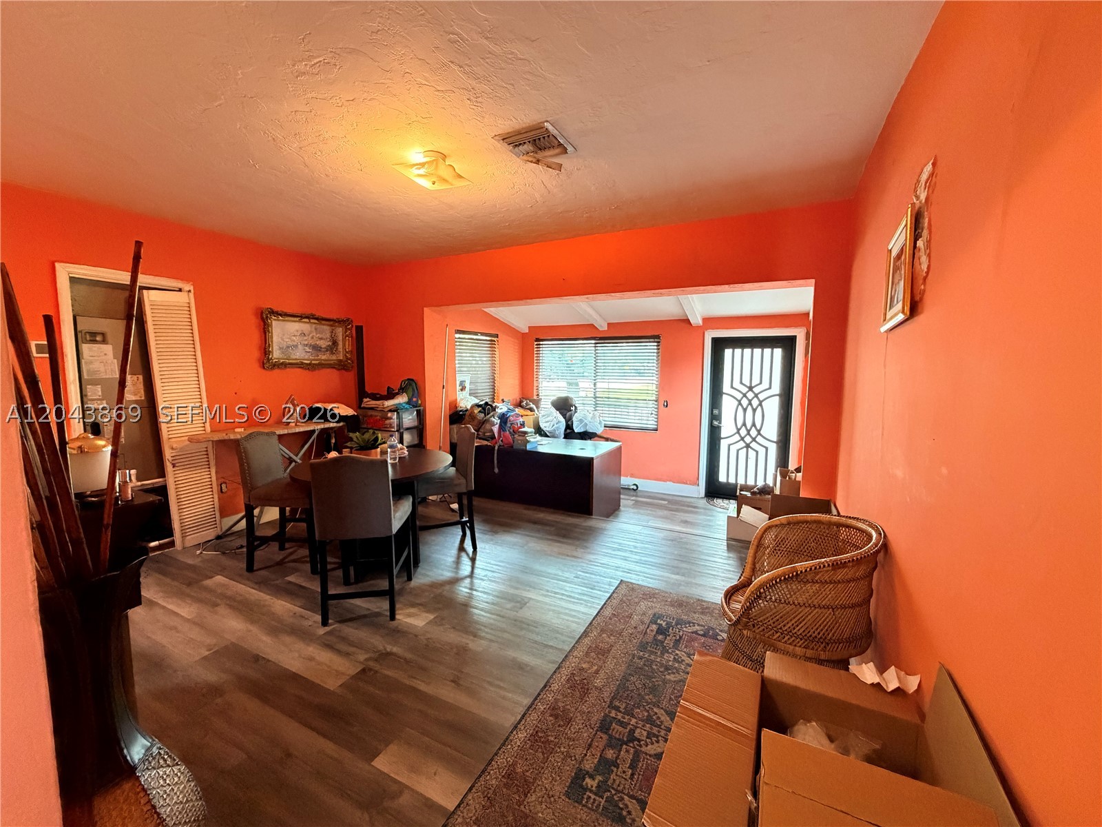 BISCAYNE VILLAGE HEIGHTS - Residential