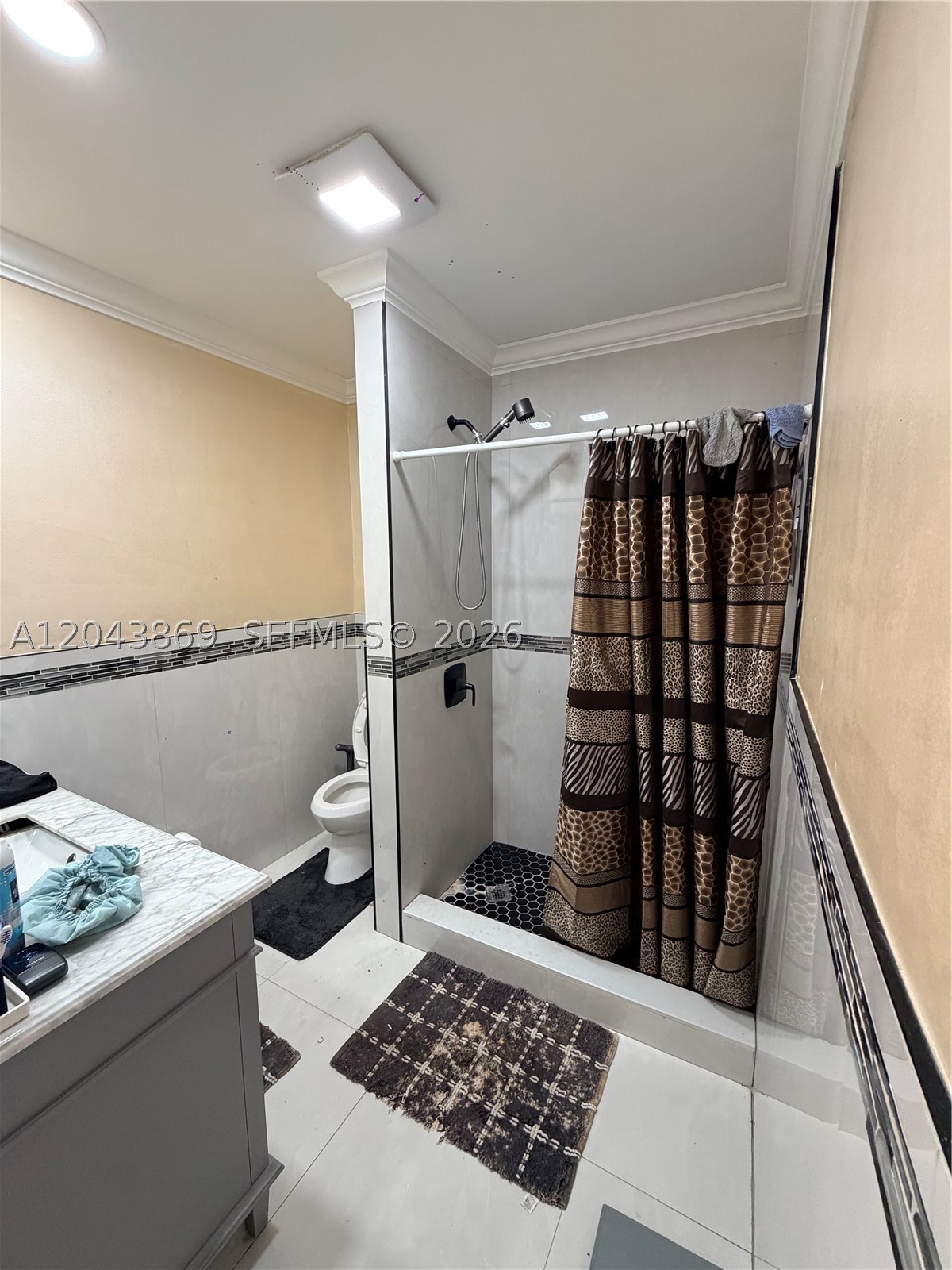 BISCAYNE VILLAGE HEIGHTS - Residential