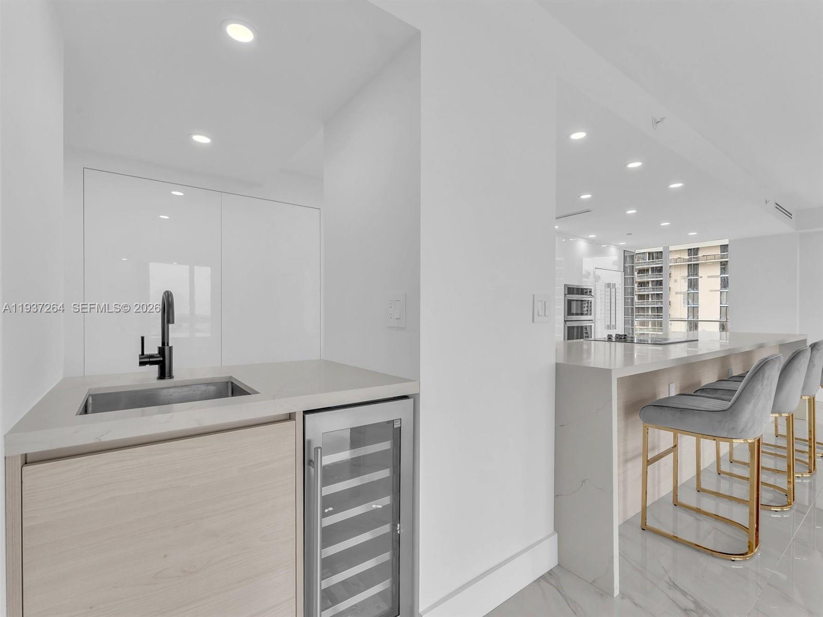TURNBERRY ISLE CONDO - Residential