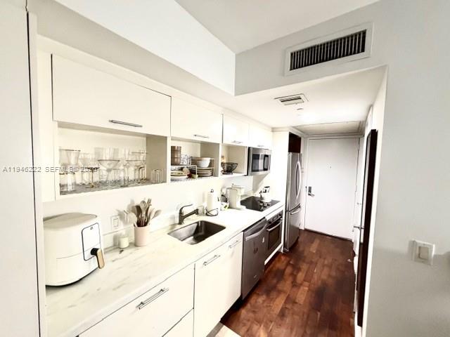 50 BISCAYNE CONDO - Residential