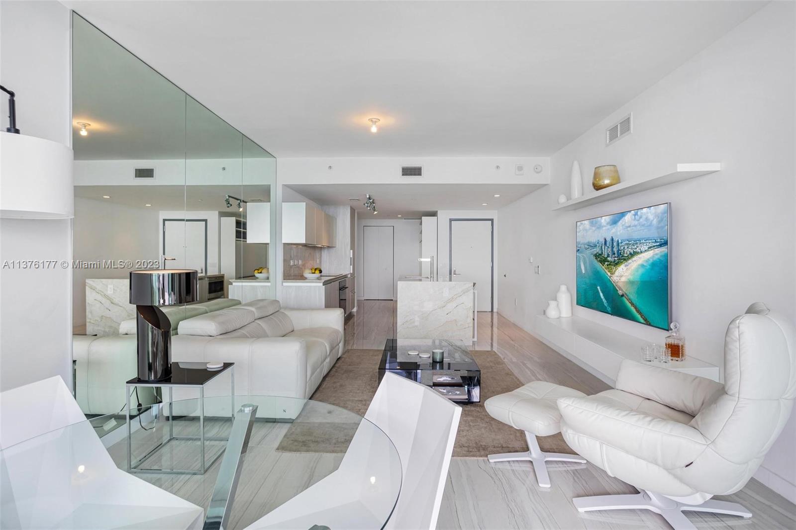 ONE PARAISO CONDO - Residential Lease