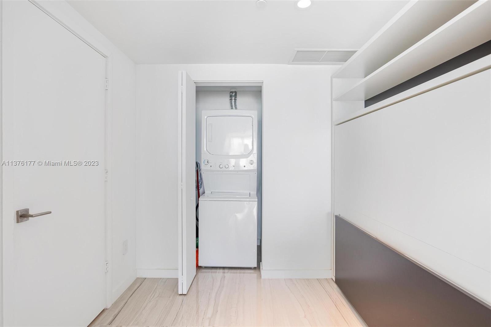 ONE PARAISO CONDO - Residential Lease