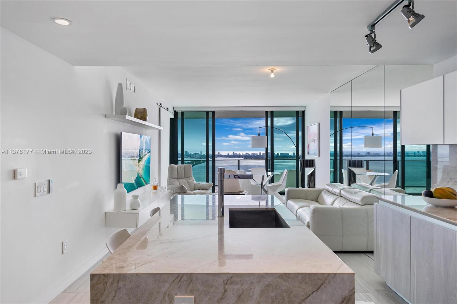 ONE PARAISO CONDO - Residential Lease