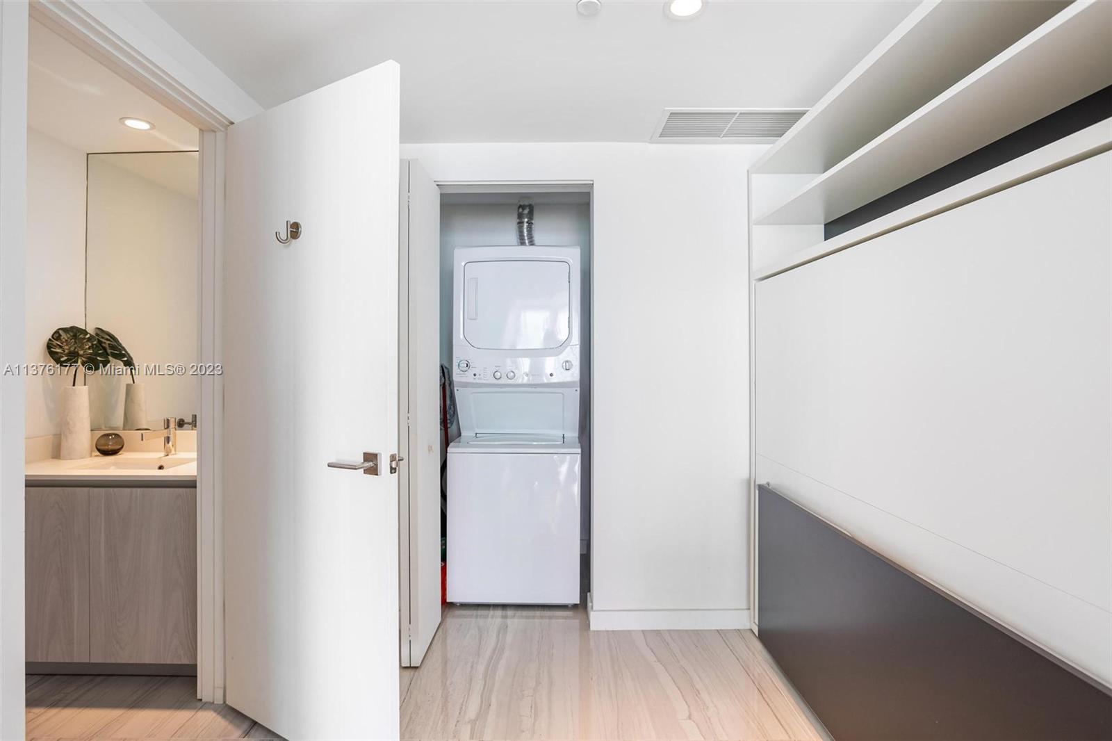 ONE PARAISO CONDO - Residential Lease