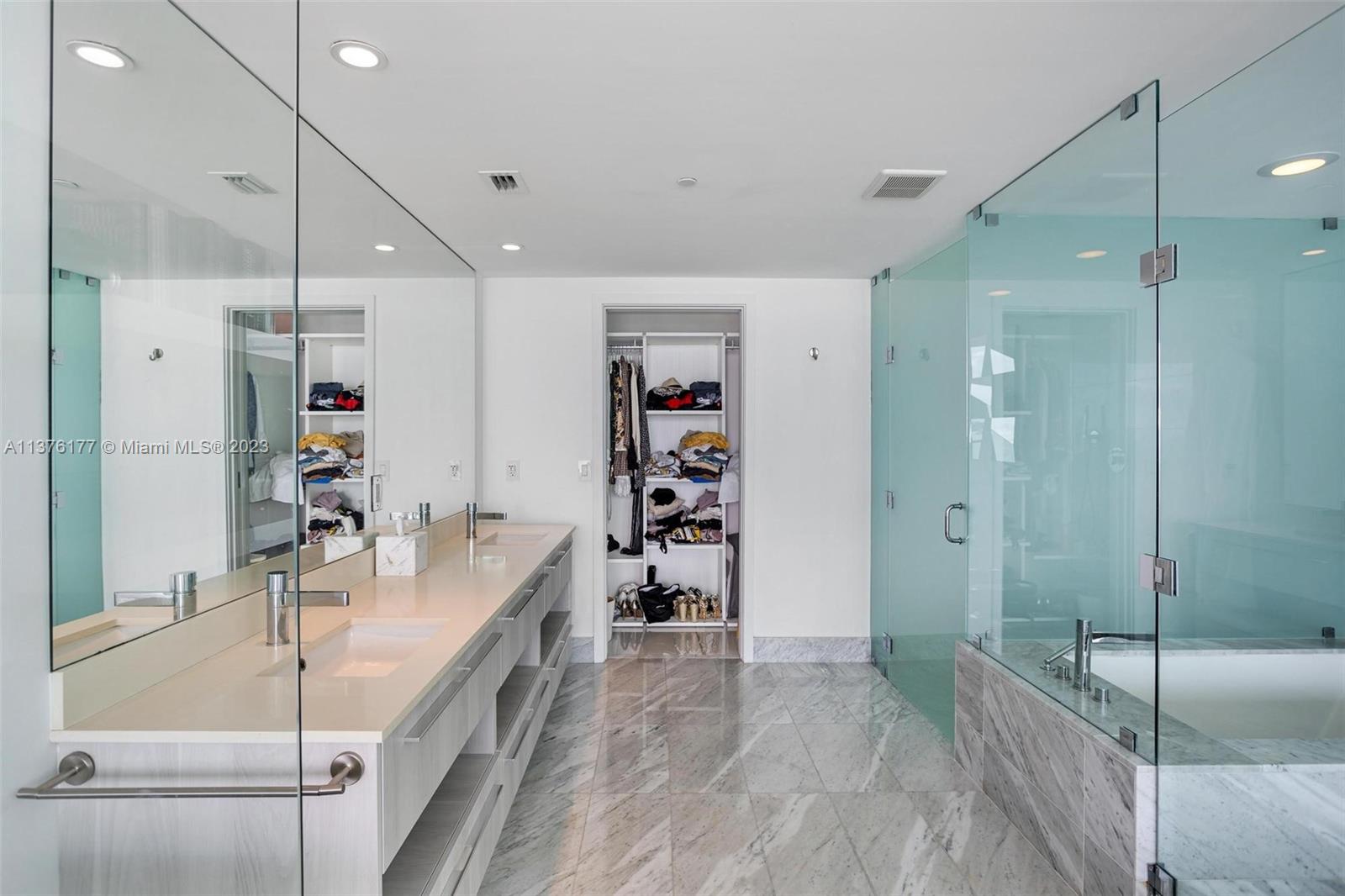 ONE PARAISO CONDO - Residential Lease