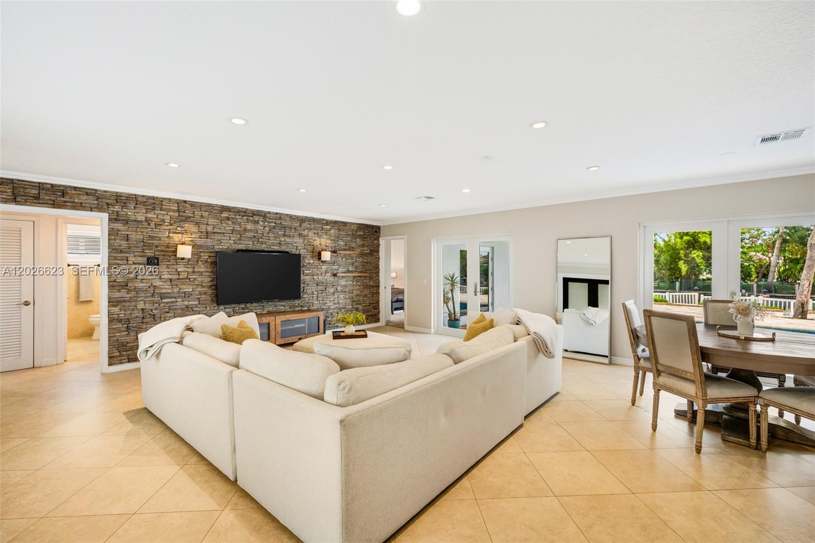 HIGH RIDGE ESTATES ADD - Residential
