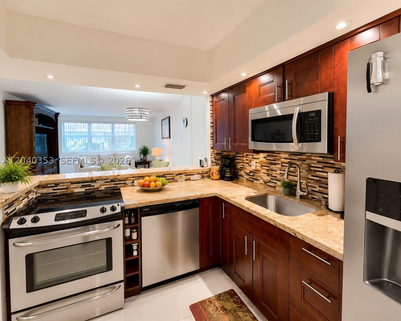 APRIL BREEZE CONDO - Residential