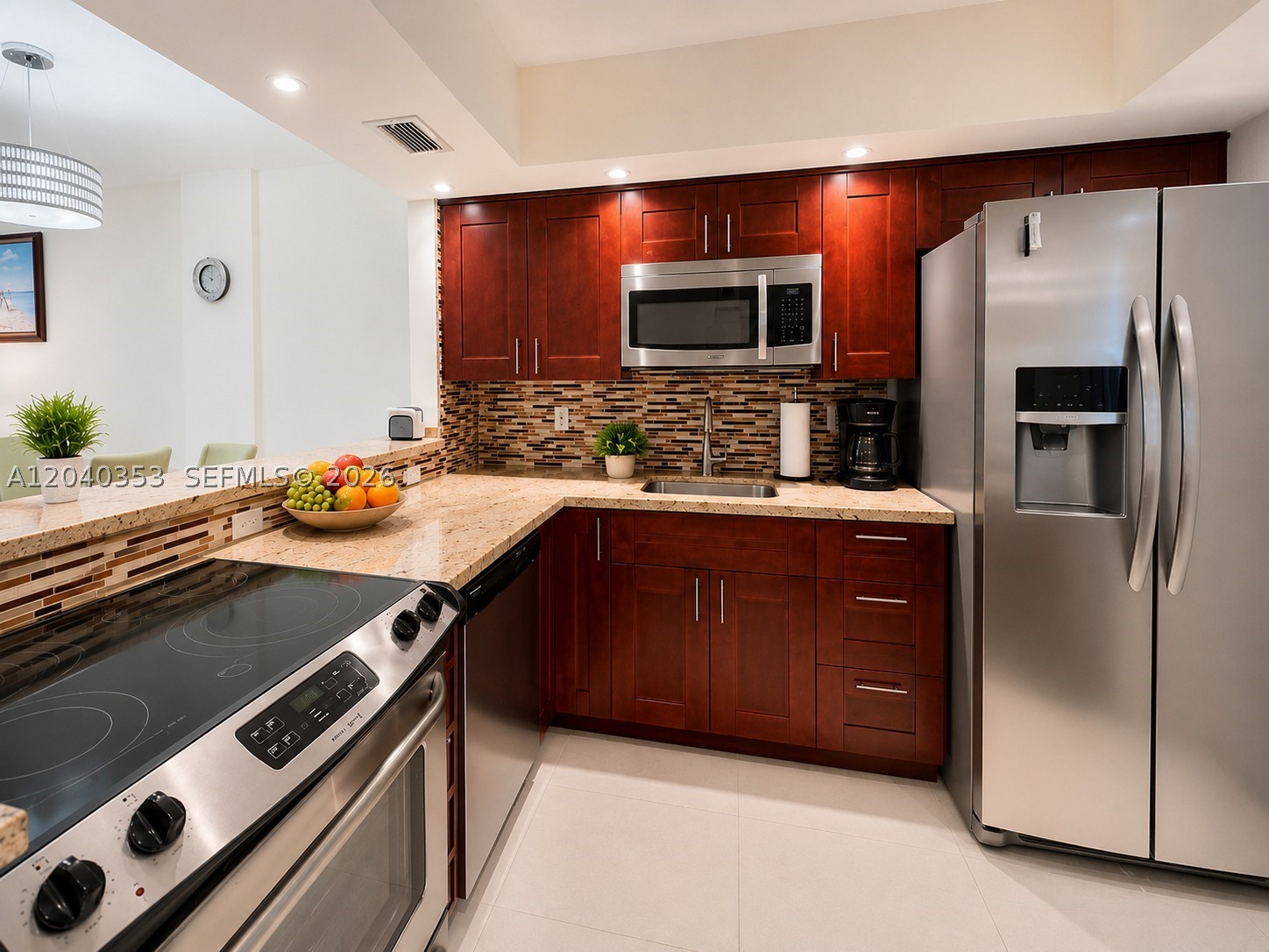 APRIL BREEZE CONDO - Residential