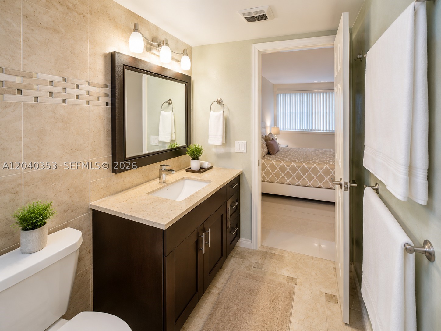 APRIL BREEZE CONDO - Residential