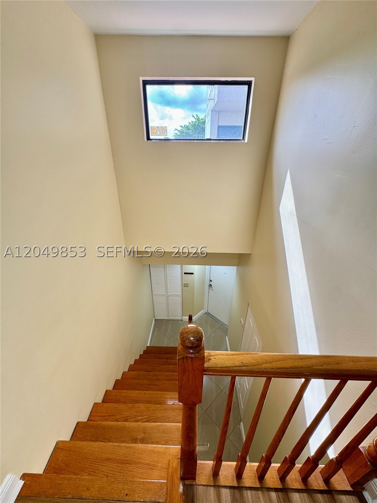 VERABELLA FALLS CONDO - Residential Lease