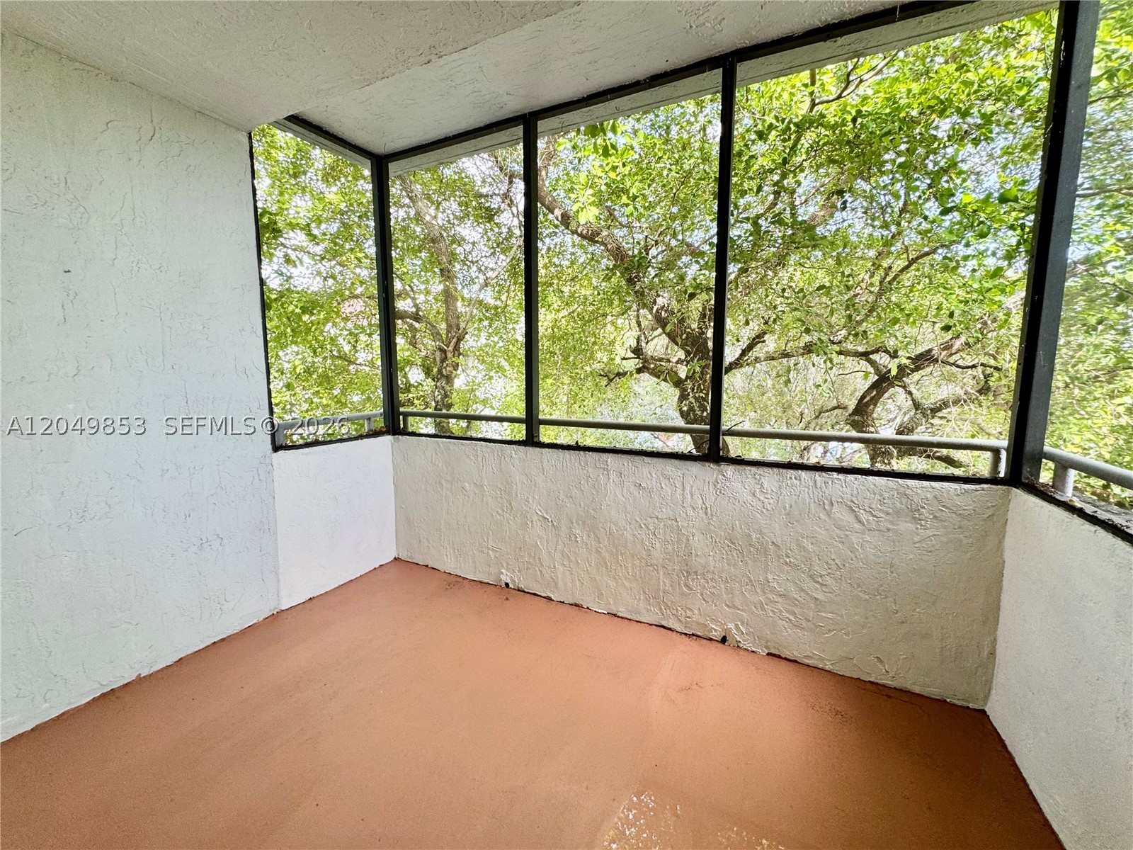 VERABELLA FALLS CONDO - Residential Lease