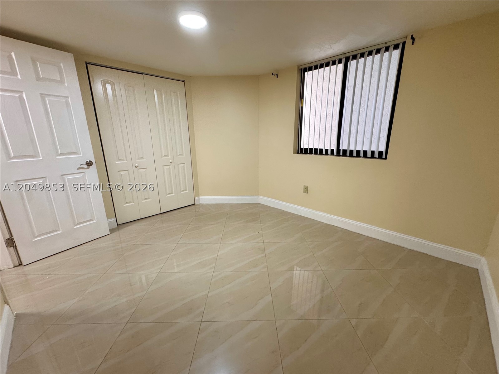 VERABELLA FALLS CONDO - Residential Lease