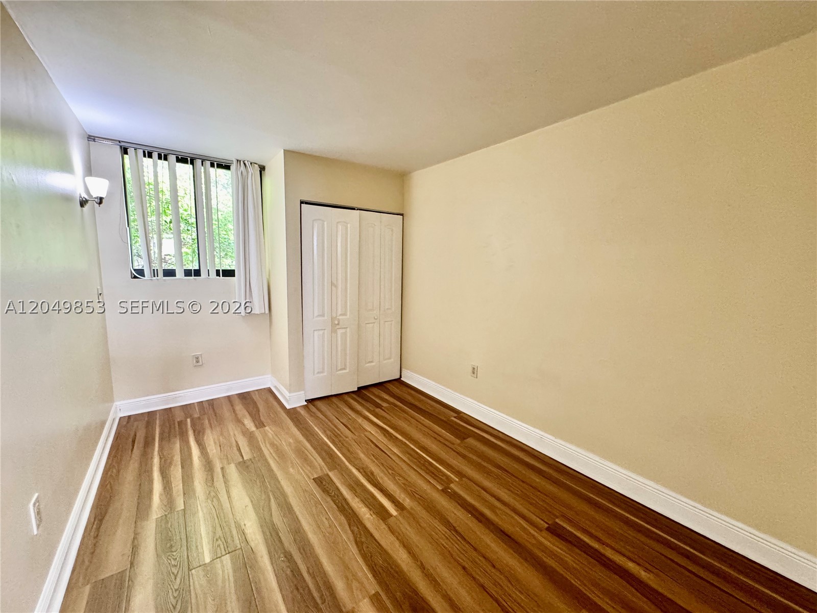VERABELLA FALLS CONDO - Residential Lease