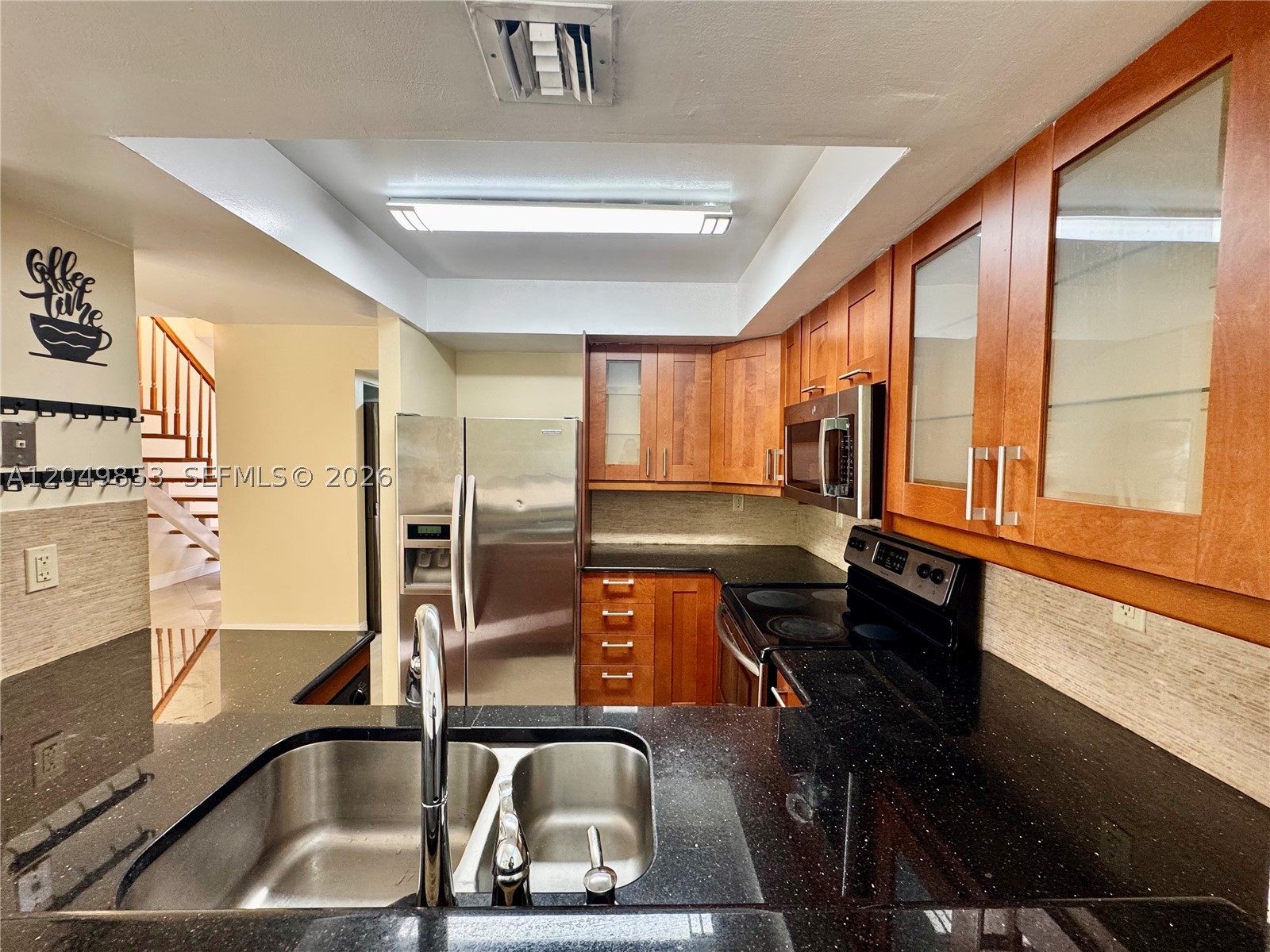 VERABELLA FALLS CONDO - Residential Lease