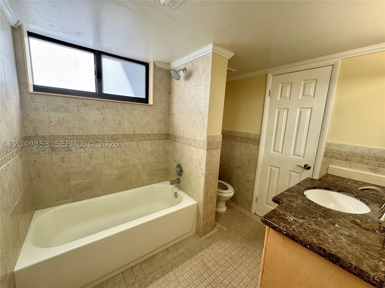 VERABELLA FALLS CONDO - Residential Lease