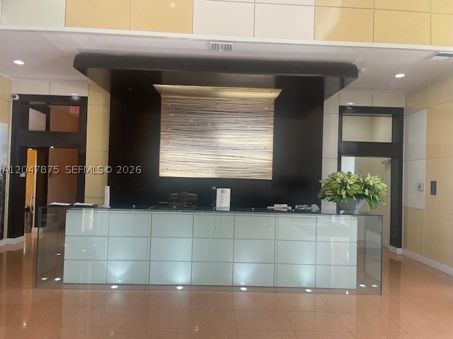 VENTURE AT AVENTURA WEST - Residential