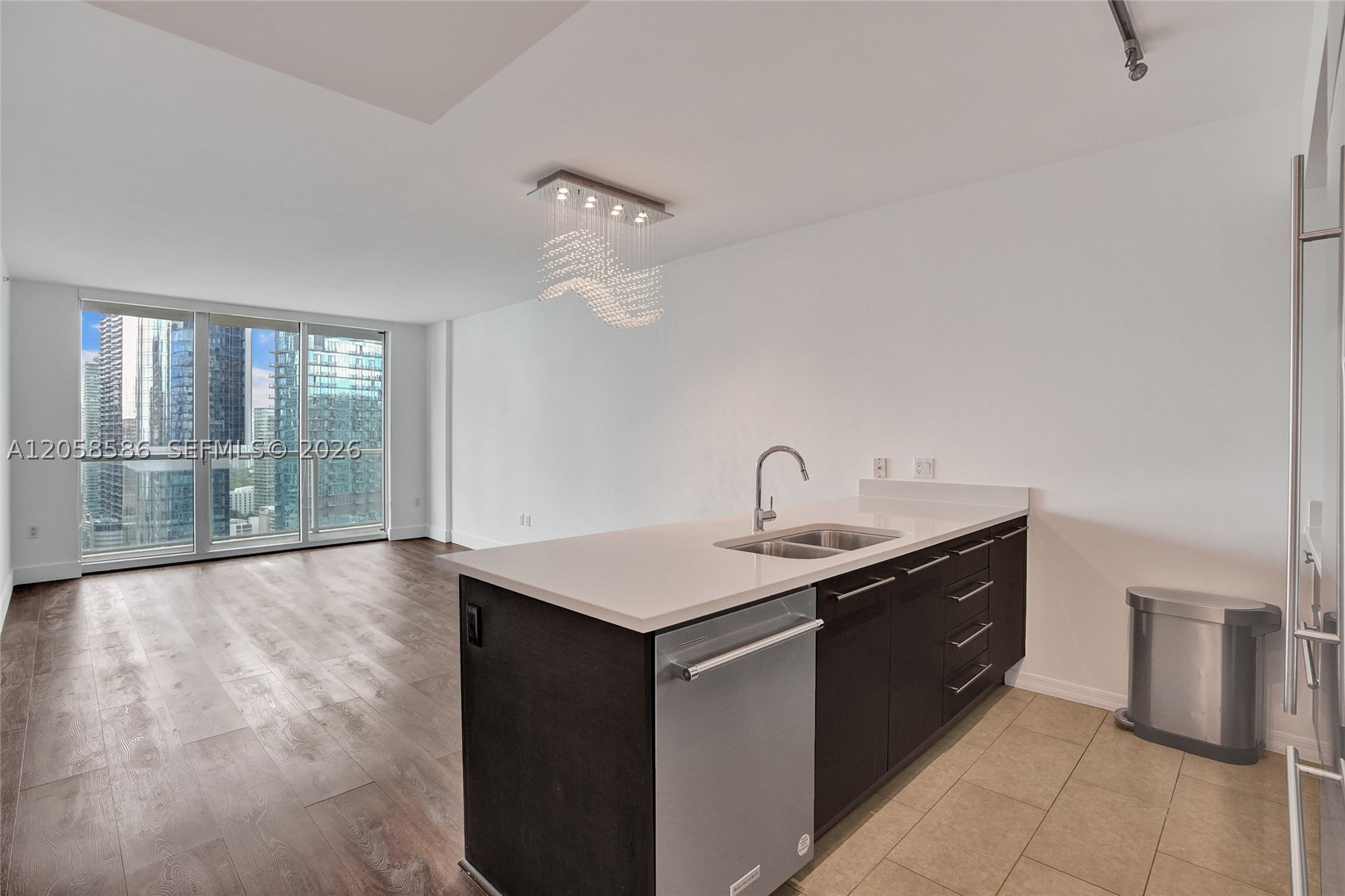500 BRICKELL WEST CONDO - Residential