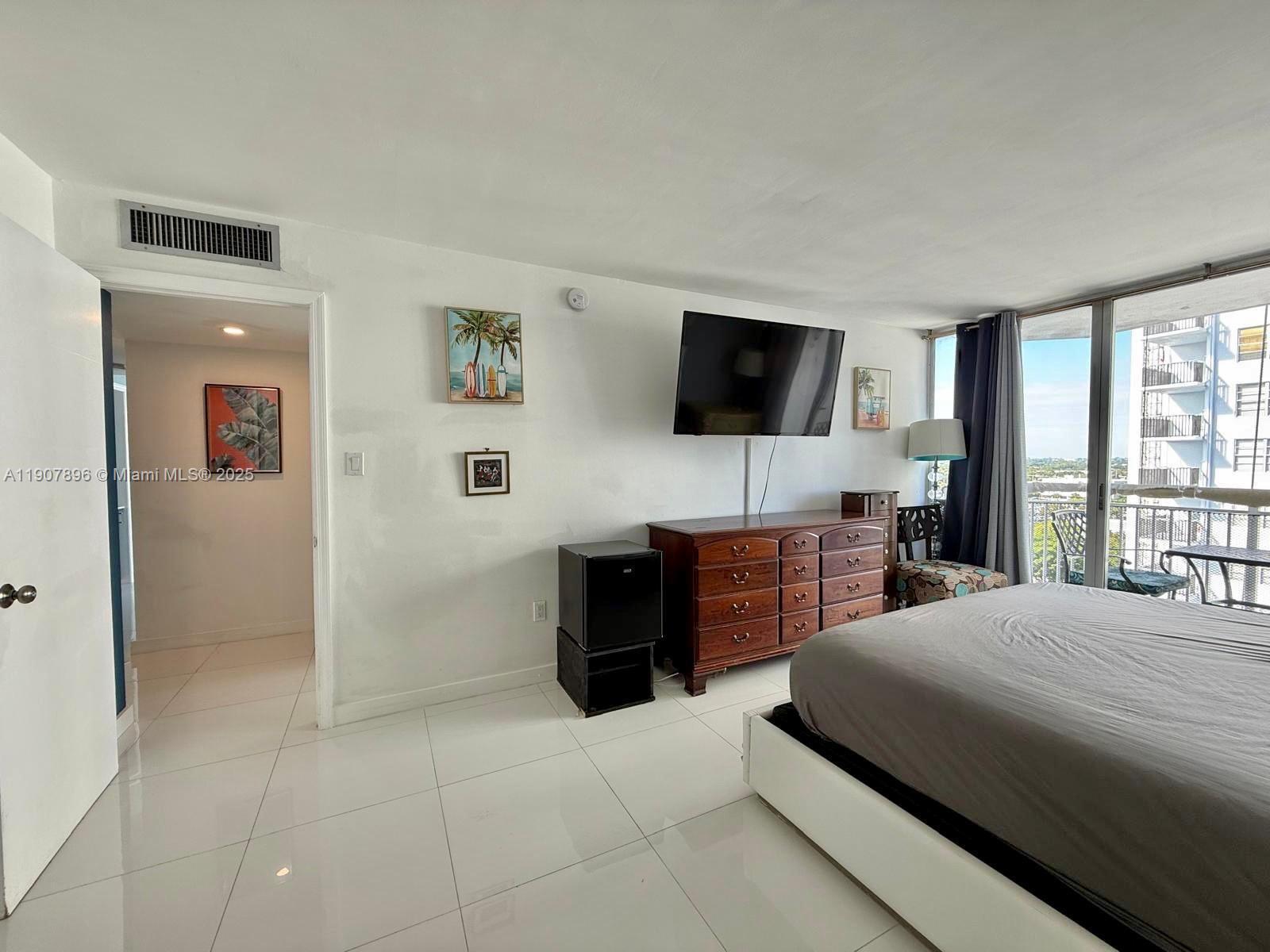 DEL PRADO MARINA - Residential