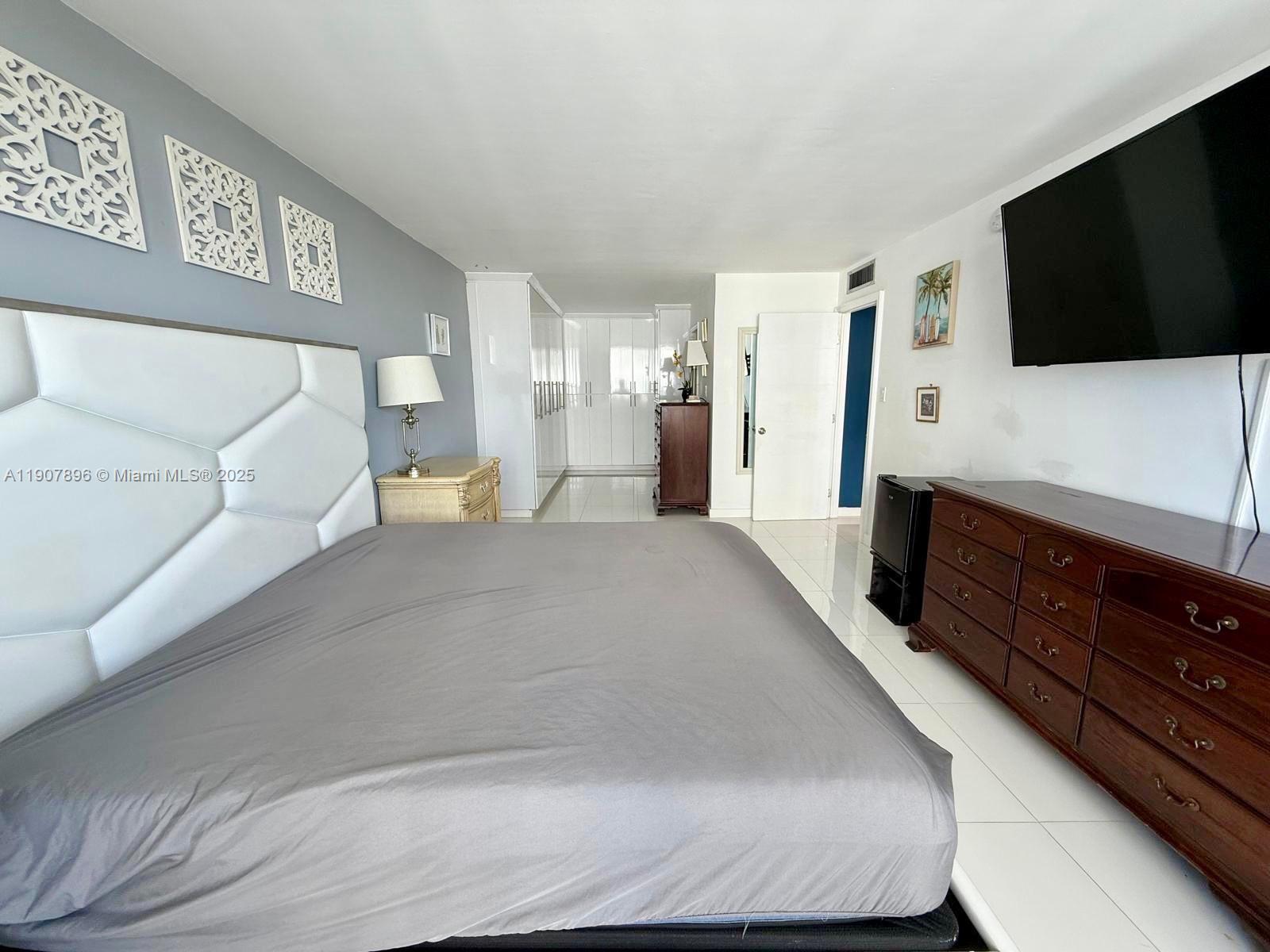 DEL PRADO MARINA - Residential