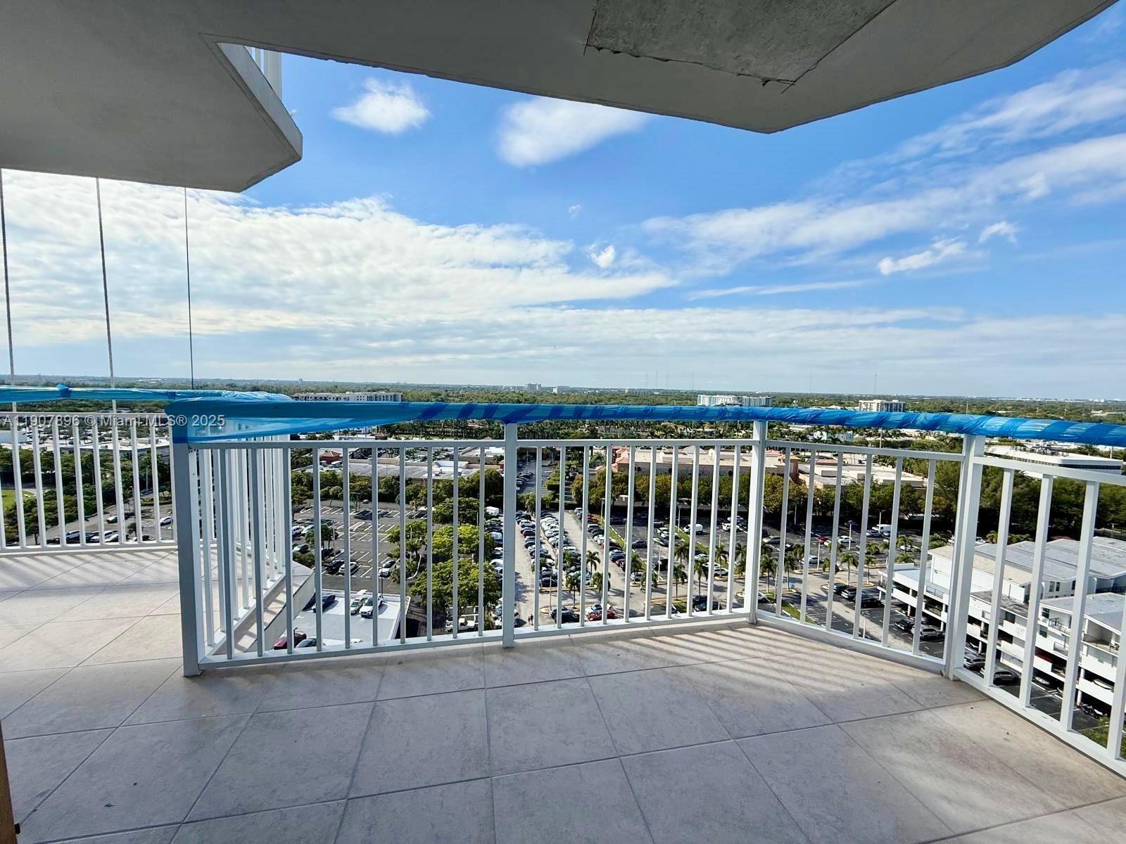 DEL PRADO MARINA - Residential