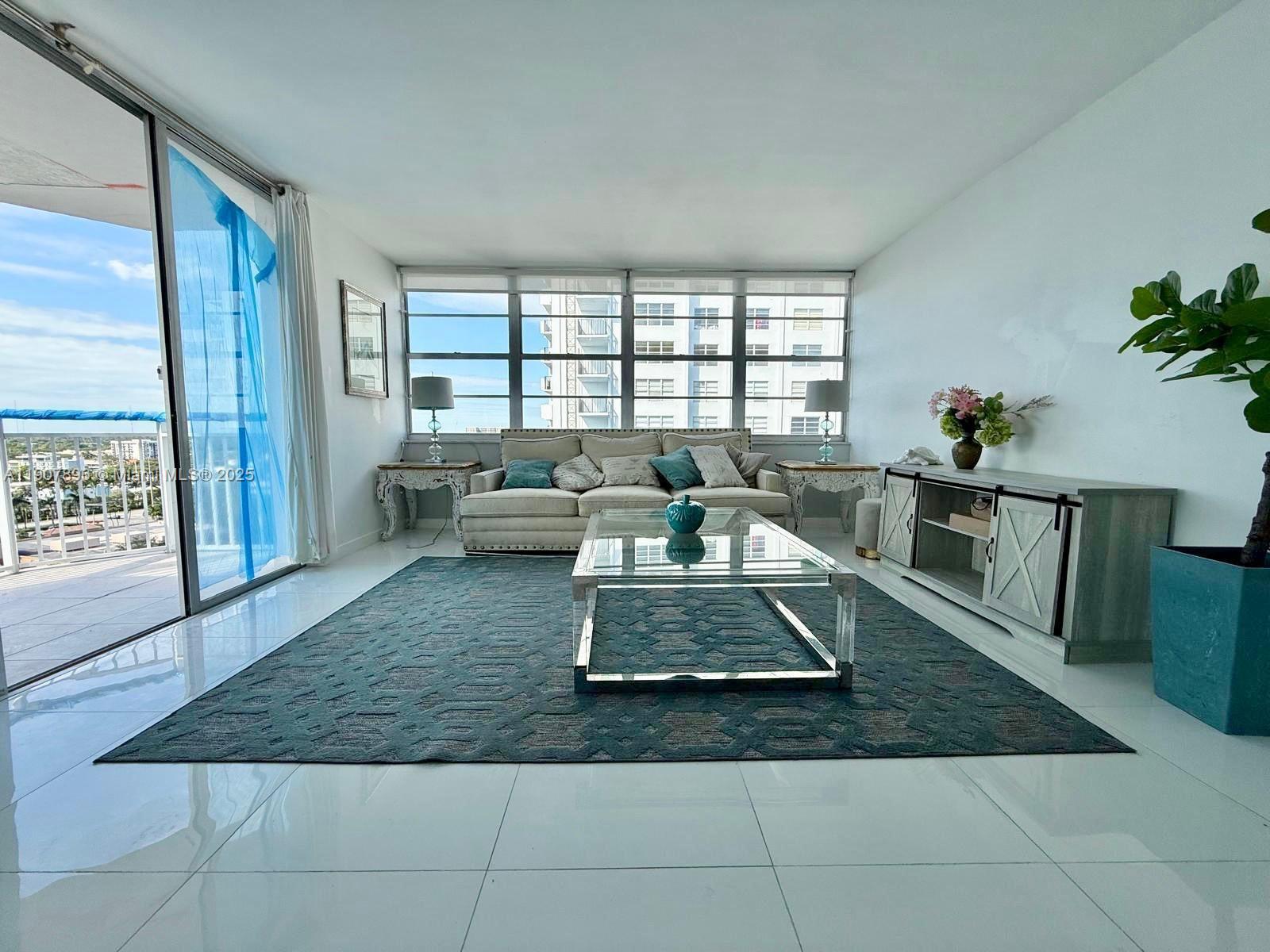 DEL PRADO MARINA - Residential