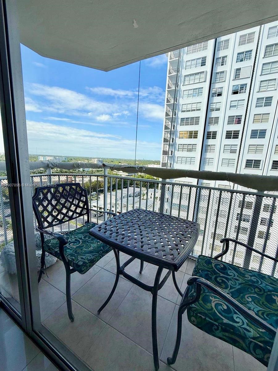 DEL PRADO MARINA - Residential