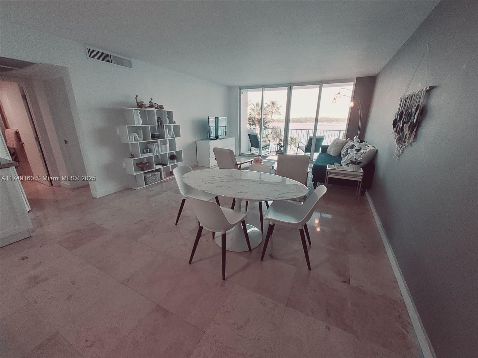ISLAND POINTE CONDO - Residential Lease