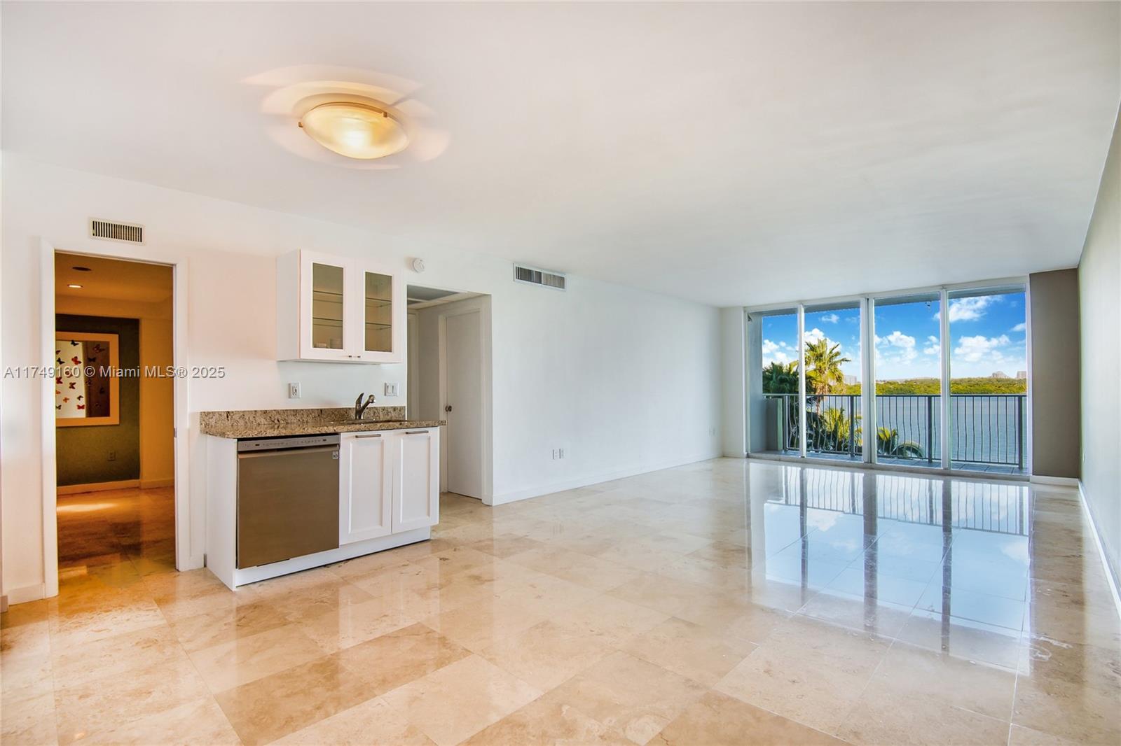 ISLAND POINTE CONDO - Residential Lease