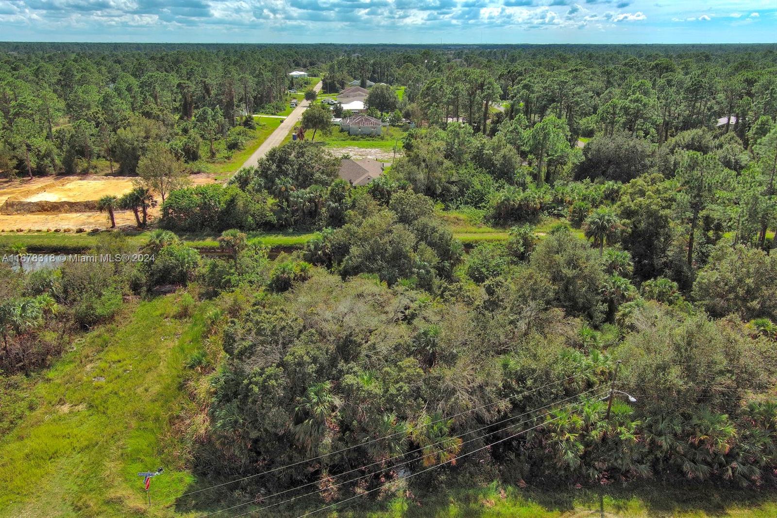 LEHIGH ACRES - Land