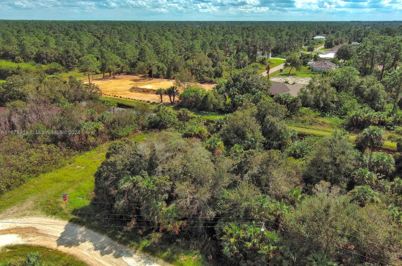 LEHIGH ACRES - Land