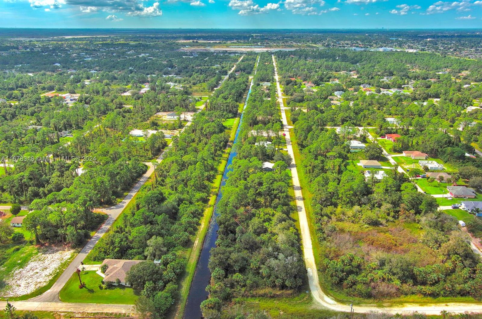 LEHIGH ACRES - Land
