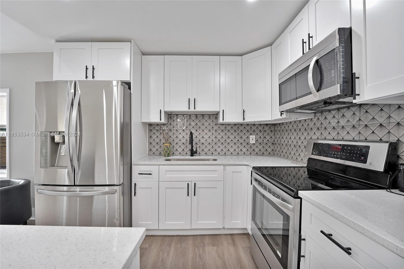 BUENA VISTA GARDENS - Residential Lease