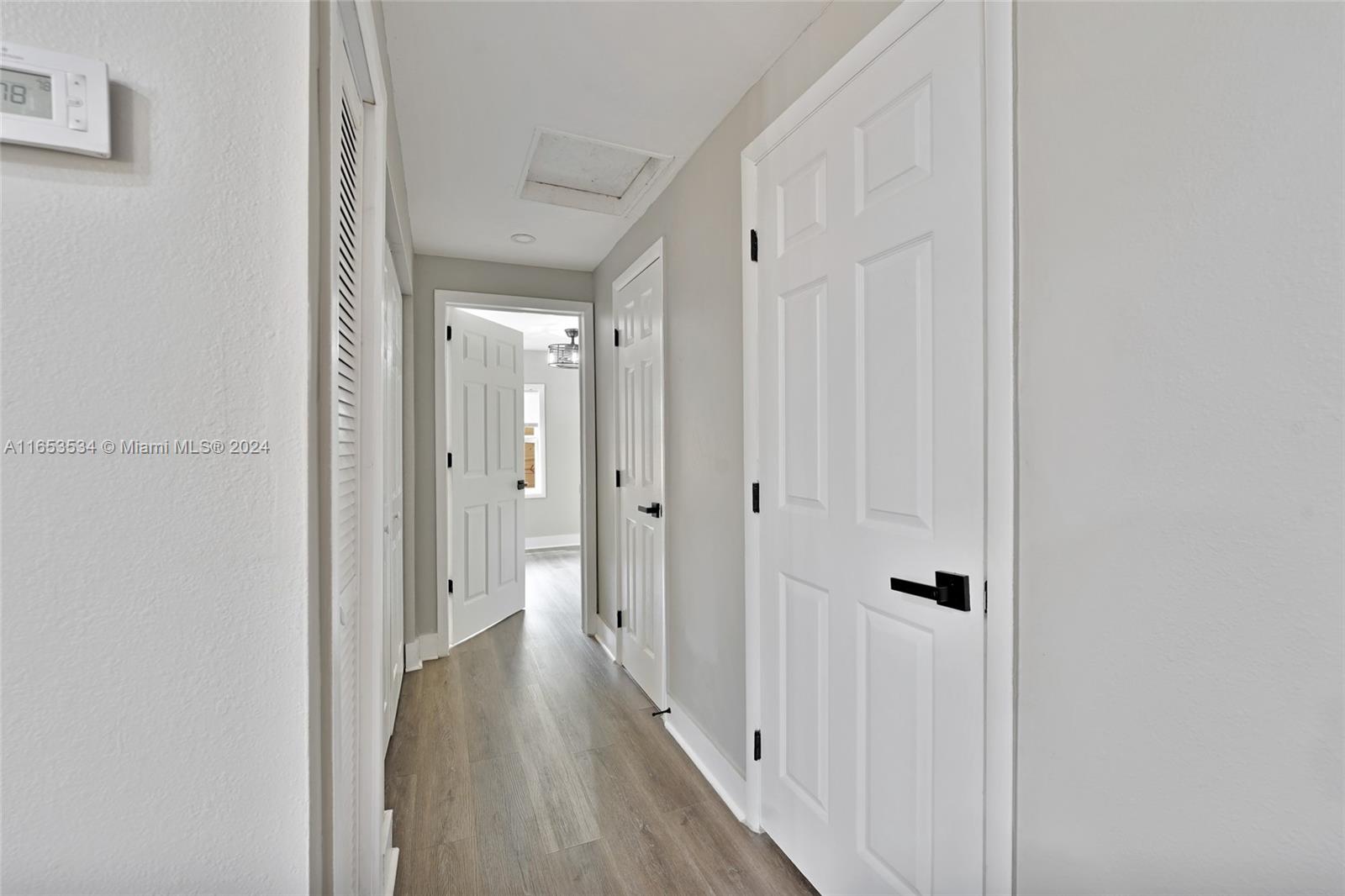BUENA VISTA GARDENS - Residential Lease