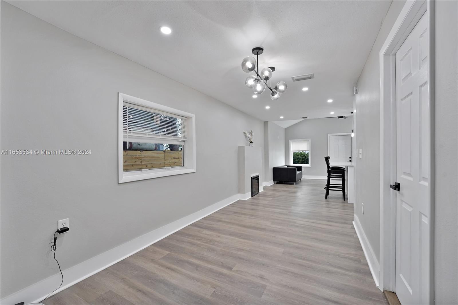 BUENA VISTA GARDENS - Residential Lease